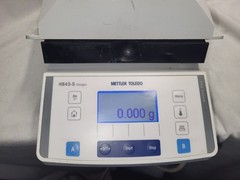 METTLER TOLEDO HB43-S Halogen Moisture Analyzer
