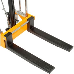 880 Lb. Cap. Manual Lift Stacker 59″ Lift
