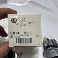 Allen-Bradley 800T-A1A Green Flush Head Push Button Type 4,13 Bulletin 800T