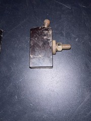 2 Aloris Tool Holders: AXA4 D & AXA8 – SEE DESCRIPTION