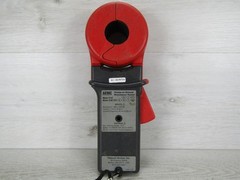AEMC Clamp-On Ground Resistance Tester 3710 Auto-Ranging Hold Function Clamp