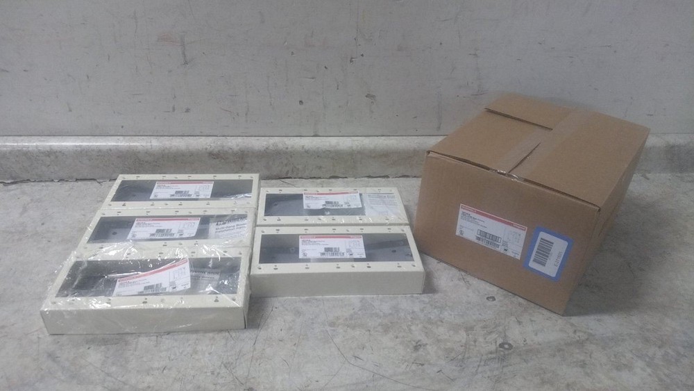 Wiremold V5748-5 5 Pk 10-1/8 In Width Steel Five Gang Box Fitting