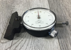 Dorsey Gage Co. Model #2 BA 12-05 Dial Indicator 1 Div = .0005″