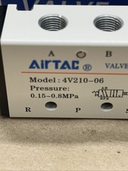 (2) New AIRTAC 4V210-08& (1) 06 Solenoid Valves 0.15-0.8MPa 3 NIB + Warranty