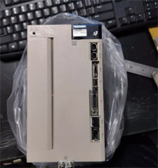 1PC Yaskawa SGD7S-180A20A Servo Driver SGD7S180A20A  New Expedited Shipping