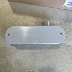 Kraloy 078169 LR20 2” Type LR Conduit Body Access Fittings Gray PVC Case Of 10