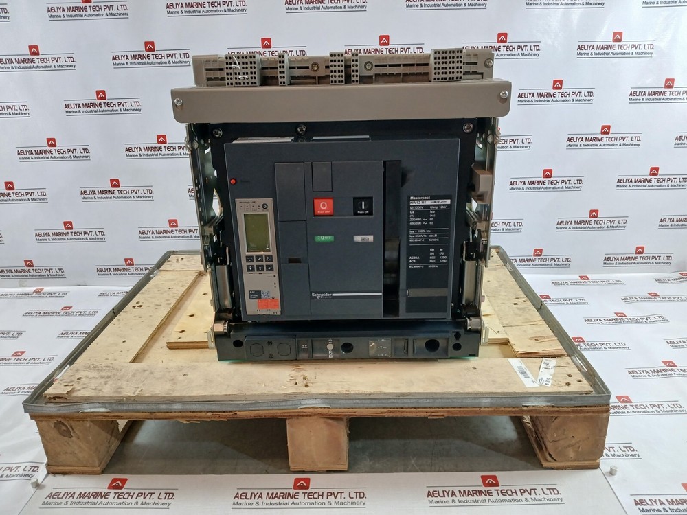 SCHNEIDER ELECTRIC NW12 H1 Masterpact NW Circuit Breaker 690V-AC-50/60Hz 1000V