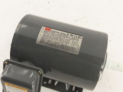 Dayton 3KW26G 1 HP 208-230/460V 1140RPM 3PH 145T Frame ODP Open Drip Proof Motor