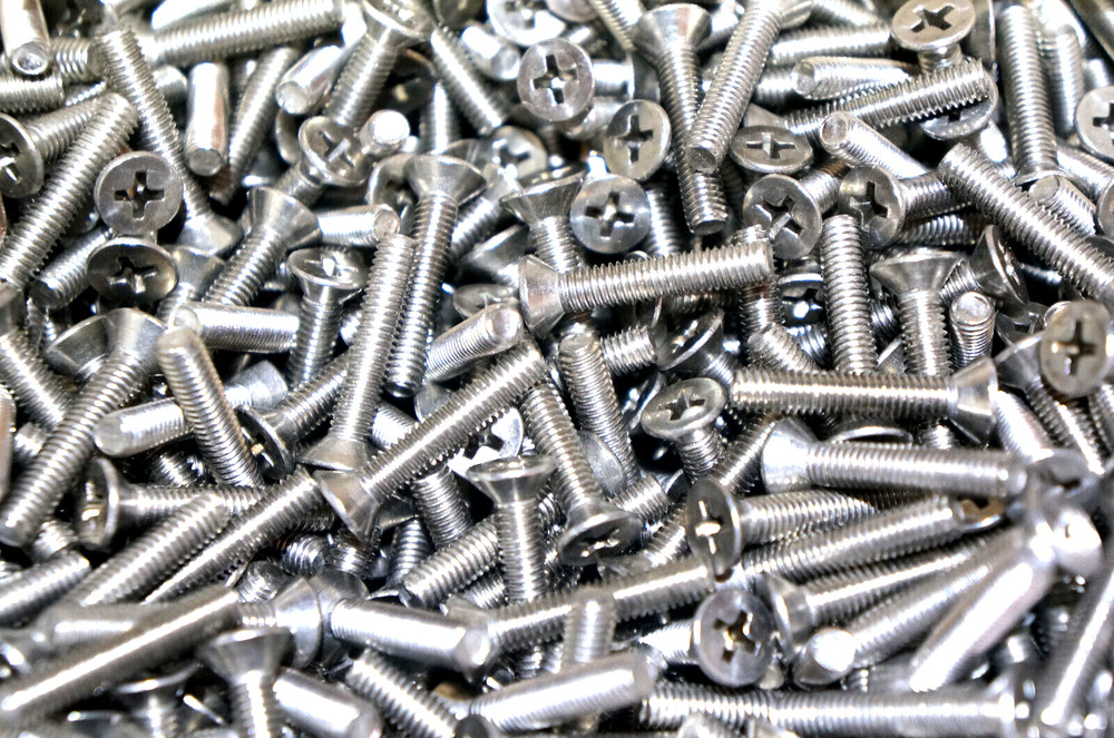 100 #10-32 1″ Inch Stainless Steel Philips Drive Countersunk Head Machine Screws