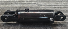 Magister Hydraulics 70004 0825 Double-Acting Welded Cylinder 16″ Retracted Lgth