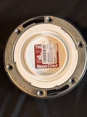 Lot of 4 — Sioux Chief Closet Flange TKO PVC Hub 3″ /4inch 884-PTM Genuine OEM