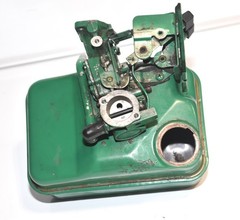 Briggs 5HP Engine Model 130212 * GAS FUEL TANK, CARBURETOR, LEVER LINKAGE * Part