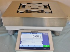 NEW METTLER XPR15002L PRECISION LAB BALANCE 15.1 kg x 0.01g 15100.00g