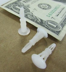 100 Essentra Snap-In Nylon PCB Circuit Board Supports Spacer Standoffs .375 .125