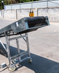 110V Inclined Belt Conveyor Production Line Climbing Conveyor Feeding Machine