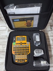 Dymo Rhino 4200 Case Kit All-purpose Labeling Tool 19MM 3/4″ Bundle