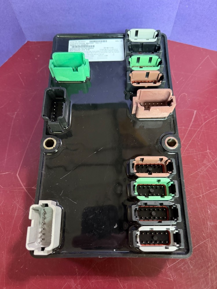 AS IS UNTESTED Hyster NMHG VSM Vehicle System Manager Controller 8525421 8842245