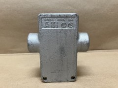 Crouse-Hinds 1/2 FST 1, 3/4 FST 2 Cast Device Box – Lot of 2