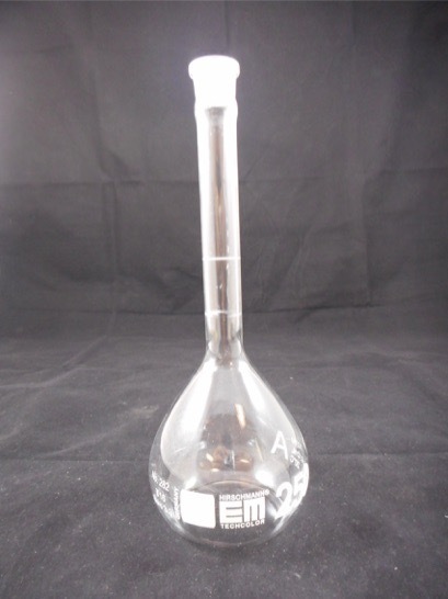 EM Hirschmann Glass TC 250mL ± 0.12mL Volumetric Flask Stopper Size #16 Chipped