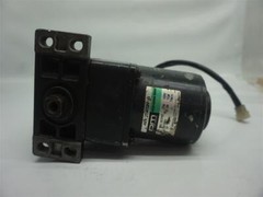 Oriental Motor 4RK25RGN-A Speed Control Motor w/ 4LF45N-3 Linear Head