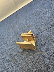 Burndy GCS34: Copper Ground Clamp 4/0 AWG 500 Kcmil Copper Clamp DB 1/4-1 SLT