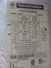 Telemecanique Altivar 71 AC Drive ATV71HD30N4 40HP 3Ph w/ Keypad Used