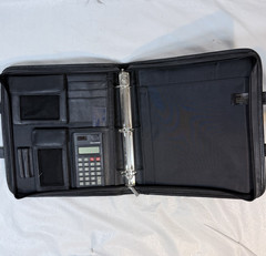 Franklin Covey Day One Monarch Black Vinyl Zip 3 Ring Briefcase Binder Handles