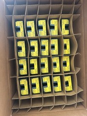 NOS Eaton Bussmann G30030-3SR-USD 30A 300V 3 Pole Class G Fuse Block