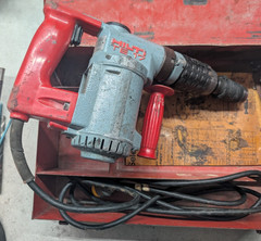 Hilti TE 17 Rotary Hammer Drill Vintage Electro-Pneumatic w/ Metal Case Tested