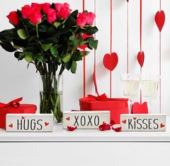St. Patrick’s Day Wooden Tabletop Decor – Luck of the Irish red pink white