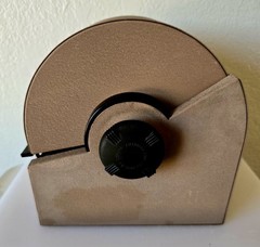 Vintage Rolodex Model No 2400-S Tan No key Metal Strong