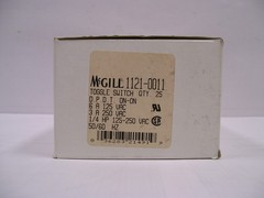 NEW LOT OF 25 McGill #1121-0011 11210011 DPDT Bat Handle Toggle Switches 50310da