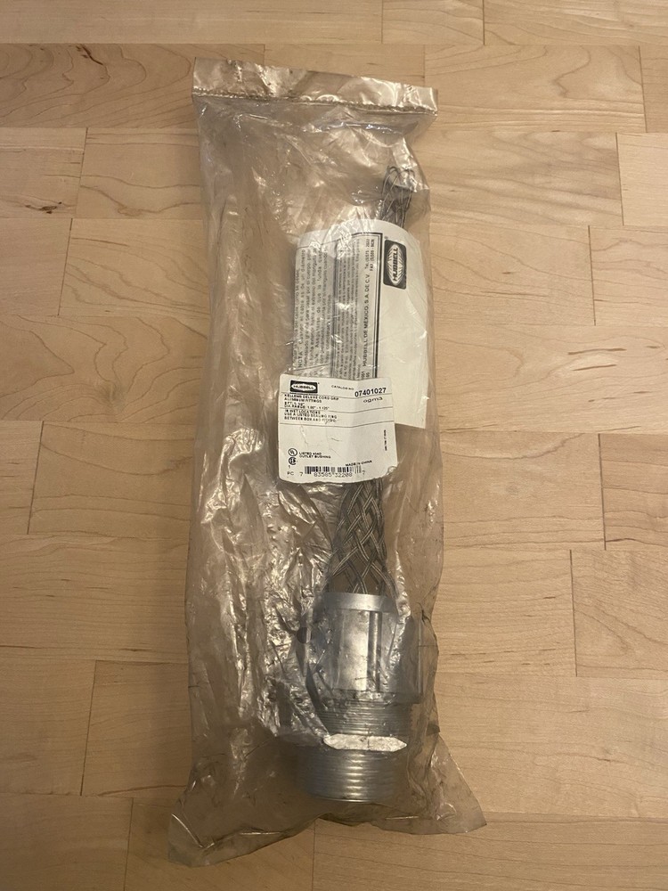 Hubbell 07401027 Kellems Deluxe Cord Grip 1-1/4” NPT 1.00”-1.125” Cord Range