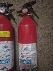 Kiddie Fire Extinguishers- 9&5Lb HALON 1211 Halon Fire Ext (No Air Pressure)