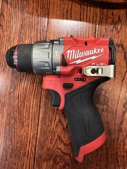 Milwaukee 3404-20 1/2″ M12 Hammer Fuel Brushless Drill Driver Kit With Bag