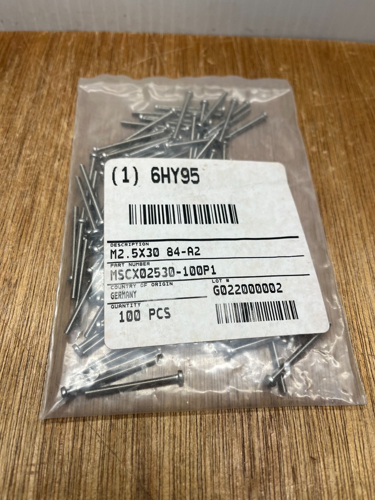 M2.5 X 0.45 Stainless Steel 30 MM Length Slotted Cheese Head Machine Screws
