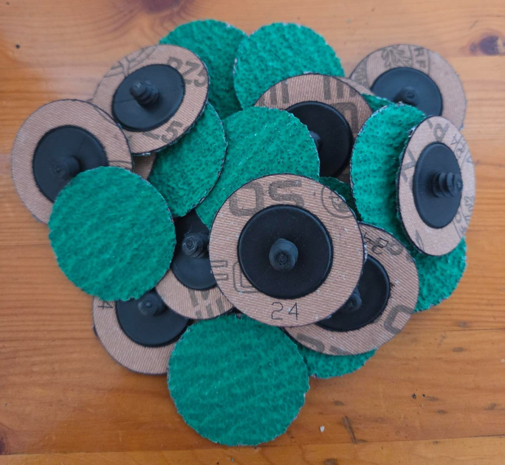ROLOC DISCS | 2″ 24 GRIT | TYPE-R | OUTLASTS 3M GREEN CORPS | QTY: 25 | USA