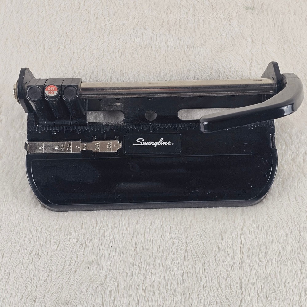 Vintage Swingline Office 3-Hole Puncher Model 350 Acco Brands Inc.