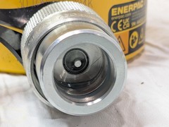 Enerpac 30 Ton Single-Acting Low-Height Hydraulic Cylinder RCS302