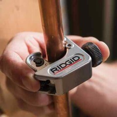 Pipe Tubing Cutter Multi-Material 3/16 in. to 15/16 inch Lightweight Metal Small