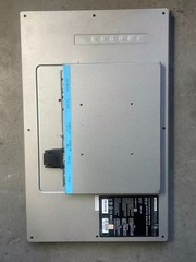 Advantech FPM-7181W-P3AE 18.5″ Industrial Touch Monitor 24VDC Cracked