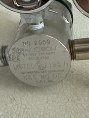 Hudson cylinder regulator model 2050
