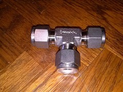 Swagelok SS-600-3 , ,3/8″ tee ,Qty of 10