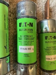 Lot of 3 – Bussmann Eaton Fusetron FRN-R-100 Fuse 250 VAC