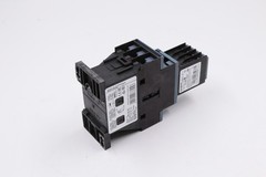 SIEMENS 3RT2025-1AP04 MADE IN GERMANY