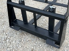 48″ Long 2,200 Pound Pallet Forks Attachment Fits Bobcat MT50 MT100 453 And S70