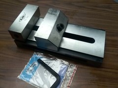 6″ x 13″ TOOL MAKER’S PRECISION SCREWLESS VISE #705-06 – NEW