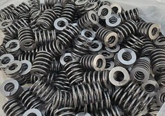 Heavy Duty Industrial Compression Spring 1.5″ Long 1.25″ OD 496 lb wire d 2.92mm