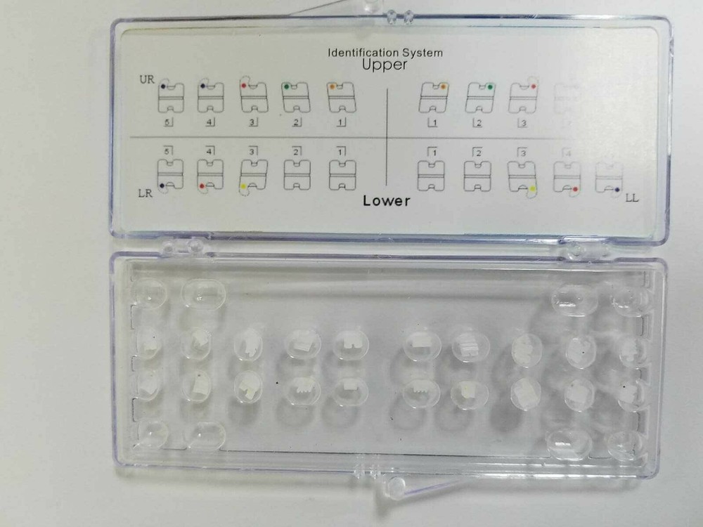 Economic Ceramic 3 LINES Base Roth .022″ Brackets, 345 with hooks. BCE21-24