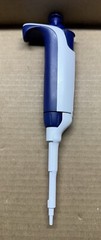 Rainin L-10 XLS Pipette, LTS, 0.5-10 µL Volume, LiteTouch, Magnetic Assist, RFID